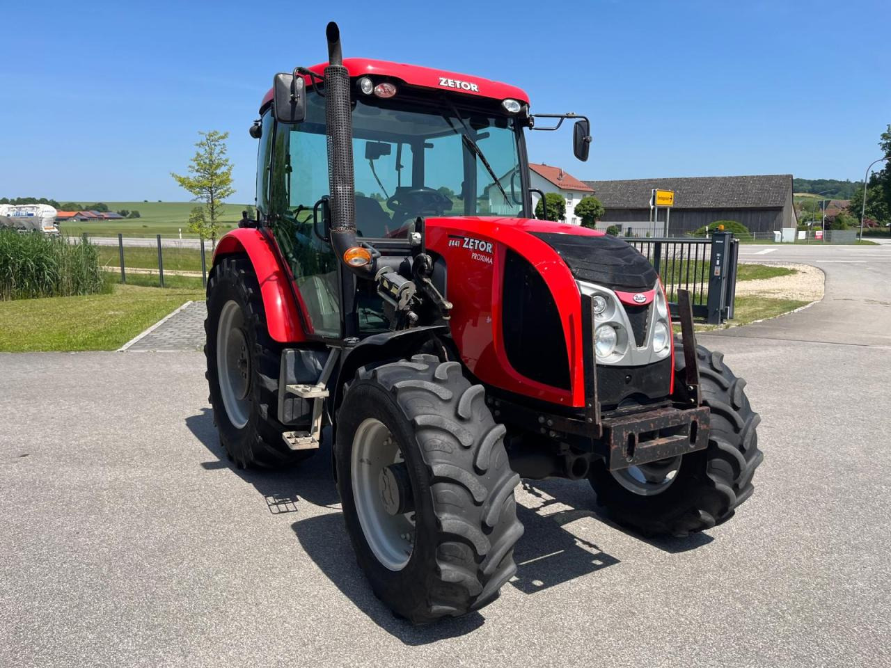 Zetor Proxima 8441, 4980Bh, Klima, - Traktor: obrázek 3 Zetor Proxima 8441, 4980Bh, Klima, - Traktor: obrázek 3