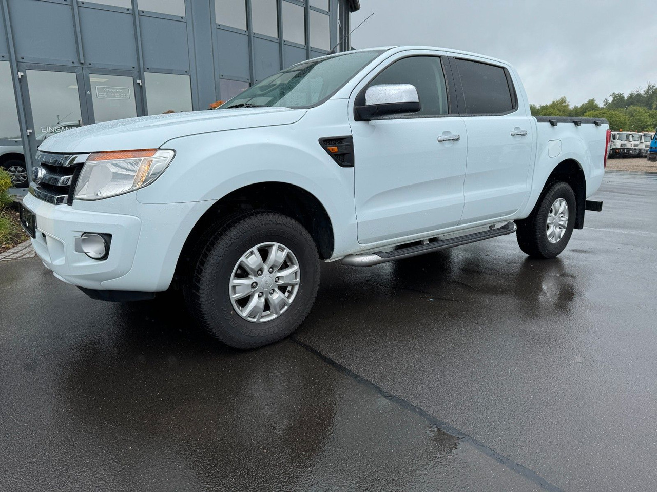 Ford Ranger XLT Doppelkabine 4x4 - SUV: obrázek 4 Ford Ranger XLT Doppelkabine 4x4 - SUV: obrázek 4