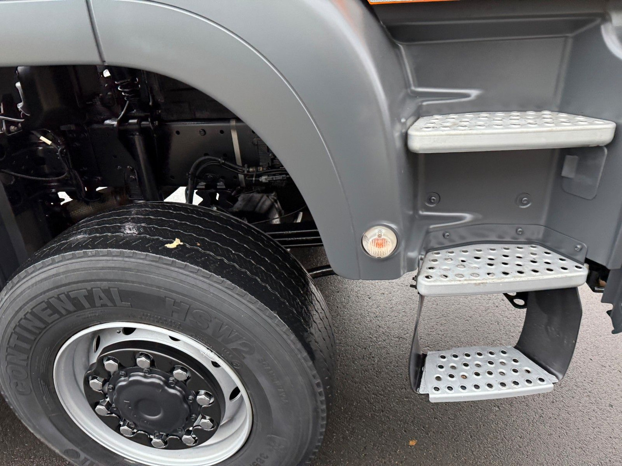 MAN TGS 18.360 4x4 Winterdienst Fahrgestell - Podvozek s kabinou: obrázek 3 MAN TGS 18.360 4x4 Winterdienst Fahrgestell - Podvozek s kabinou: obrázek 3