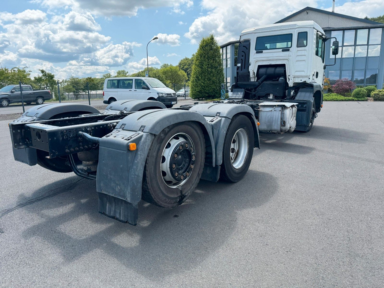 MAN TGS 26.320 6x2 Fahrgestell - Unfall - Podvozek s kabinou: obrázek 4 MAN TGS 26.320 6x2 Fahrgestell - Unfall - Podvozek s kabinou: obrázek 4