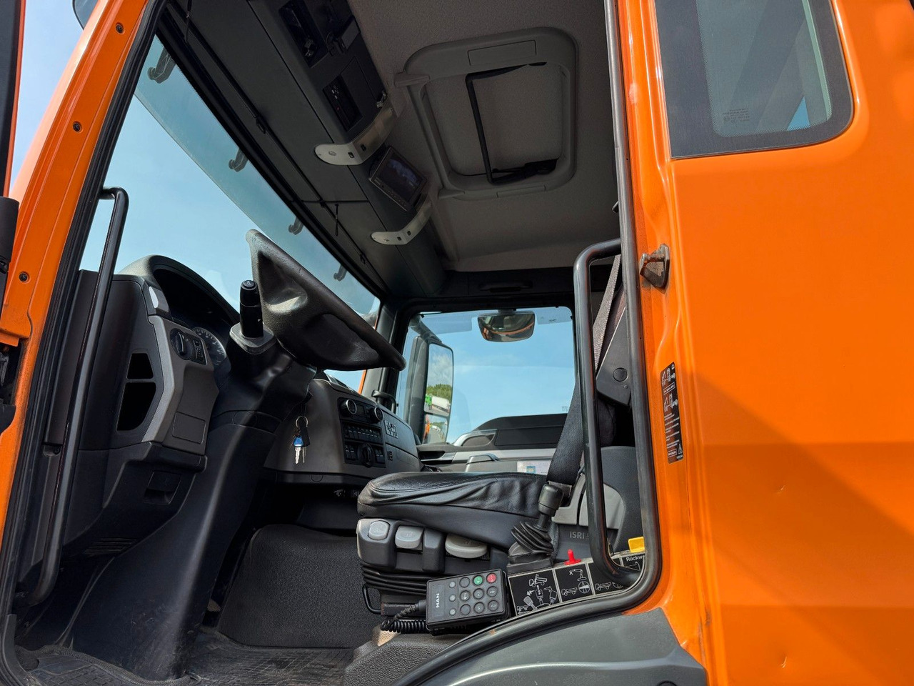 MAN TGS 28.400 6x4-4 BL Kipper / Kran / Winterdienst - Sklápěč, Auto s hydraulickou rukou: obrázek 5 MAN TGS 28.400 6x4-4 BL Kipper / Kran / Winterdienst - Sklápěč, Auto s hydraulickou rukou: obrázek 5