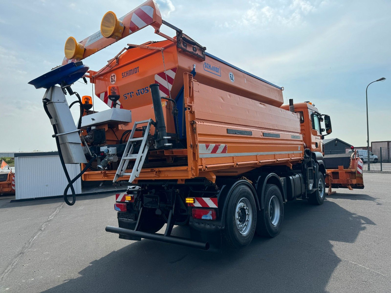 MAN TGS 28.400 6x4-4 BL Kipper / Kran / Winterdienst - Sklápěč, Auto s hydraulickou rukou: obrázek 3 MAN TGS 28.400 6x4-4 BL Kipper / Kran / Winterdienst - Sklápěč, Auto s hydraulickou rukou: obrázek 3