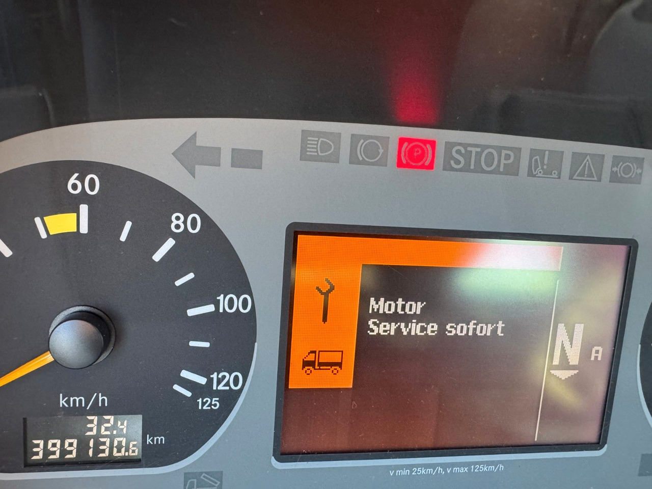 Mercedes-Benz Actros 3341 6x6 Kipperfahrgestell mit Zylinder - Podvozek s kabinou: obrázek 5 Mercedes-Benz Actros 3341 6x6 Kipperfahrgestell mit Zylinder - Podvozek s kabinou: obrázek 5
