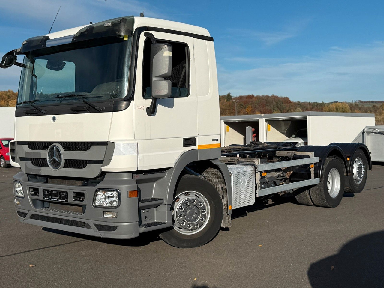Mercedes-Benz Actros MP 3 2532 6x2 Euro 5 - Podvozek s kabinou: obrázek 1 Mercedes-Benz Actros MP 3 2532 6x2 Euro 5 - Podvozek s kabinou: obrázek 1