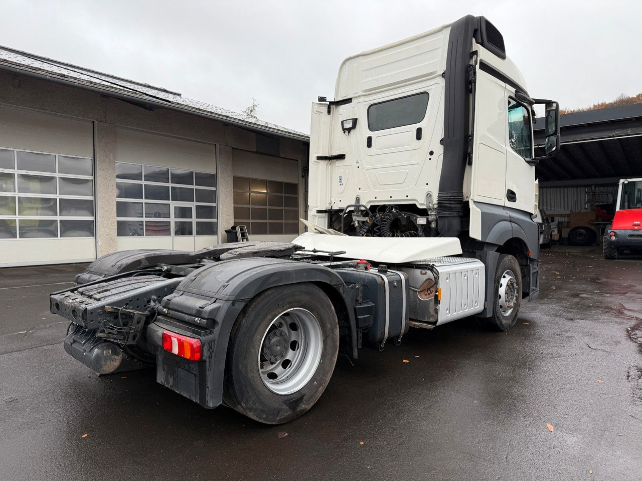 Mercedes-Benz Actros 1843 Stream Space, Hydraulik, Retarder - Tahač: obrázek 3 Mercedes-Benz Actros 1843 Stream Space, Hydraulik, Retarder - Tahač: obrázek 3