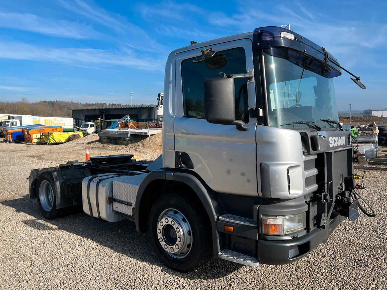 Scania P 94 GA 4x2 NA 310 Scania P 94 GA 4x2 NA 310 - Tahač: obrázek 2 Scania P 94 GA 4x2 NA 310 Scania P 94 GA 4x2 NA 310 - Tahač: obrázek 2