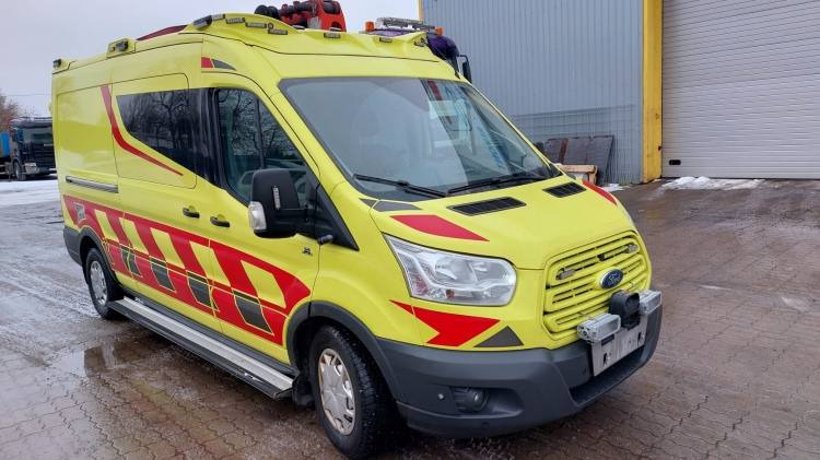 FORD TRANSIT 2,0TDI AMBULANCE KLIMA 1.2018 EURO 6, 3 UNITS - Pohotovostní vůz: obrázek 4 FORD TRANSIT 2,0TDI AMBULANCE KLIMA 1.2018 EURO 6, 3 UNITS - Pohotovostní vůz: obrázek 4
