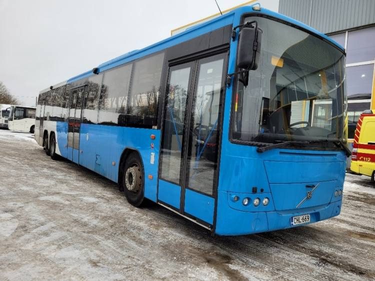 VOLVO B12BLE 8700 KLIMA, 8.2010, EURO 5, RAMP, 58 seats, 14,7m - Autobus příměstský: obrázek 1 VOLVO B12BLE 8700 KLIMA, 8.2010, EURO 5, RAMP, 58 seats, 14,7m - Autobus příměstský: obrázek 1