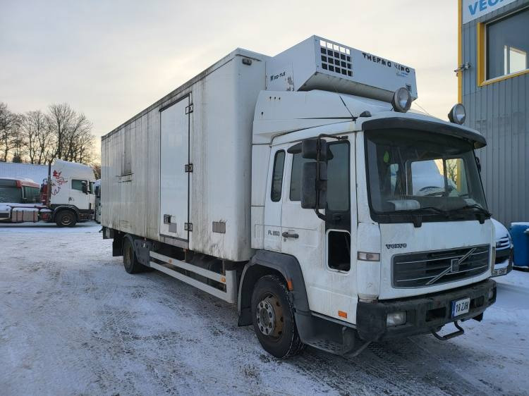 VOLVO FL 250 FOR SPAREPARTS - Chladírenský nákladní automobil: obrázek 1 VOLVO FL 250 FOR SPAREPARTS - Chladírenský nákladní automobil: obrázek 1