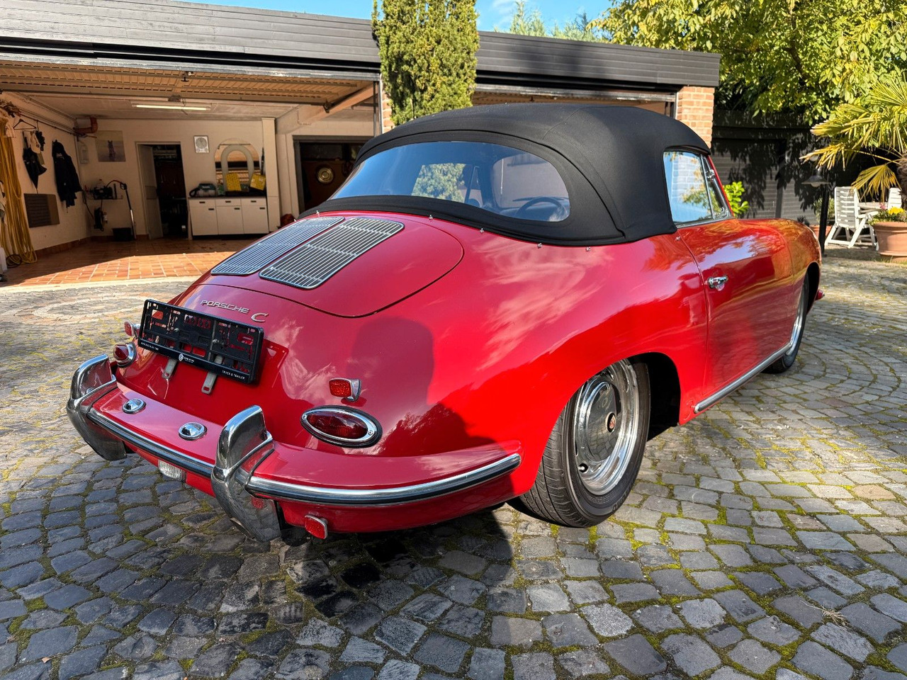 Porsche 356 C / 1600 C Reutter Cabrio Porsche 356 C / 1600 C Reutter Cabrio - Osobní auto: obrázek 3 Porsche 356 C / 1600 C Reutter Cabrio Porsche 356 C / 1600 C Reutter Cabrio - Osobní auto: obrázek 3