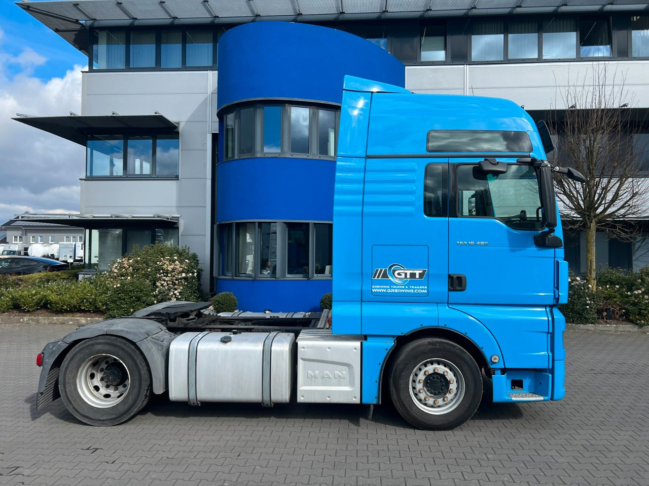 MAN TGX 18.480 4x2 BLS XXL - Tahač: obrázek 2 MAN TGX 18.480 4x2 BLS XXL - Tahač: obrázek 2