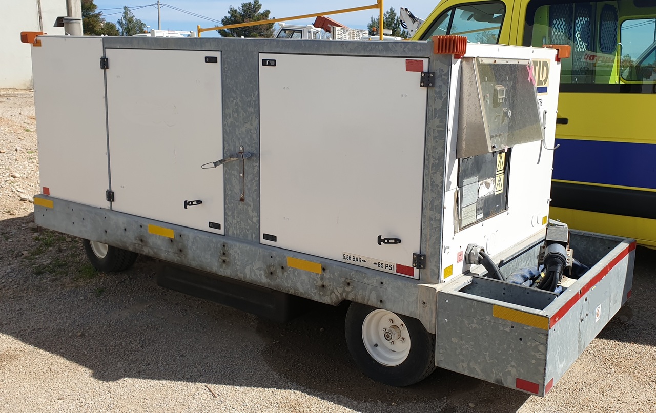 GPU/120 KVA+28V TLD 4120-T-CUP28 - Pozemní energetická jednotka: obrázek 2 GPU/120 KVA+28V TLD 4120-T-CUP28 - Pozemní energetická jednotka: obrázek 2