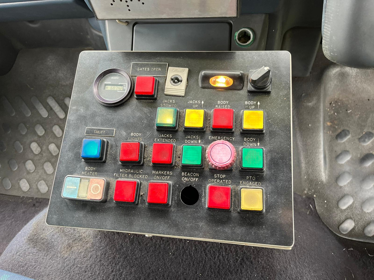 Vozidlo ambulift NrEquip PRM: obrázek 11 Vozidlo ambulift NrEquip PRM: obrázek 11