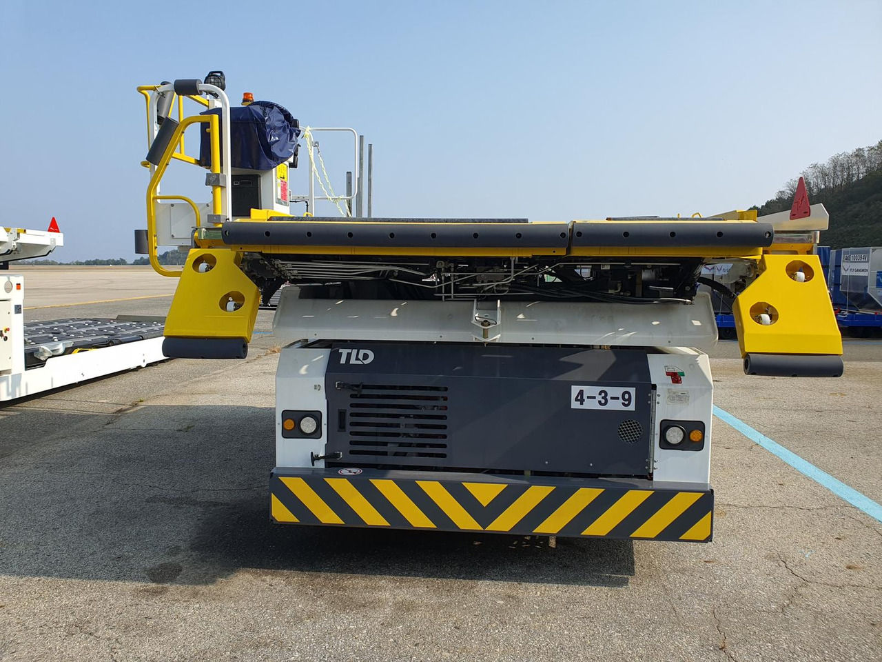TLD Loader TXL838 - Nakladač kontejnerů/ Palet: obrázek 3 TLD Loader TXL838 - Nakladač kontejnerů/ Palet: obrázek 3