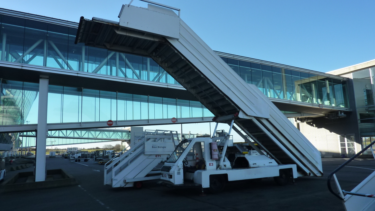 TLD Passenger stairs ABS580 - Schodiště pro cestující: obrázek 2 TLD Passenger stairs ABS580 - Schodiště pro cestující: obrázek 2