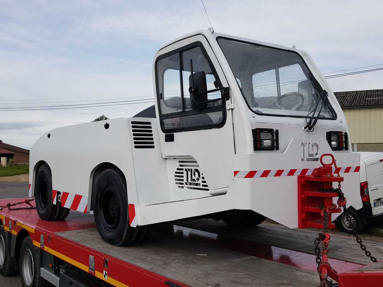 TLD Pushback TMX150-15 - Tahač letadel: obrázek 2 TLD Pushback TMX150-15 - Tahač letadel: obrázek 2