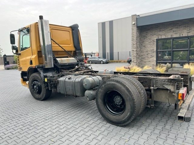 DAF CF 65 FA65.210 CF Right Hand Drive - Podvozek s kabinou: obrázek 3 DAF CF 65 FA65.210 CF Right Hand Drive - Podvozek s kabinou: obrázek 3