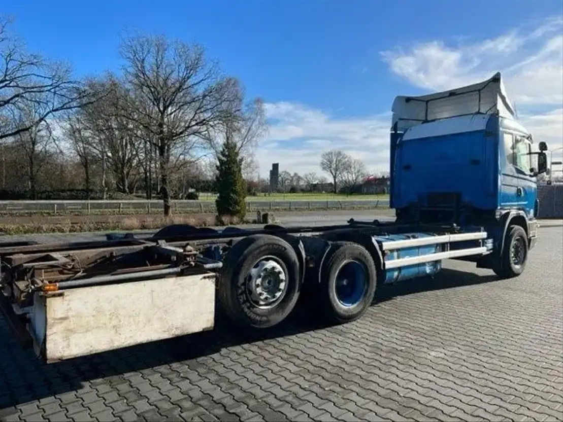 Scania R114-340 .340 - Podvozek s kabinou: obrázek 4 Scania R114-340 .340 - Podvozek s kabinou: obrázek 4