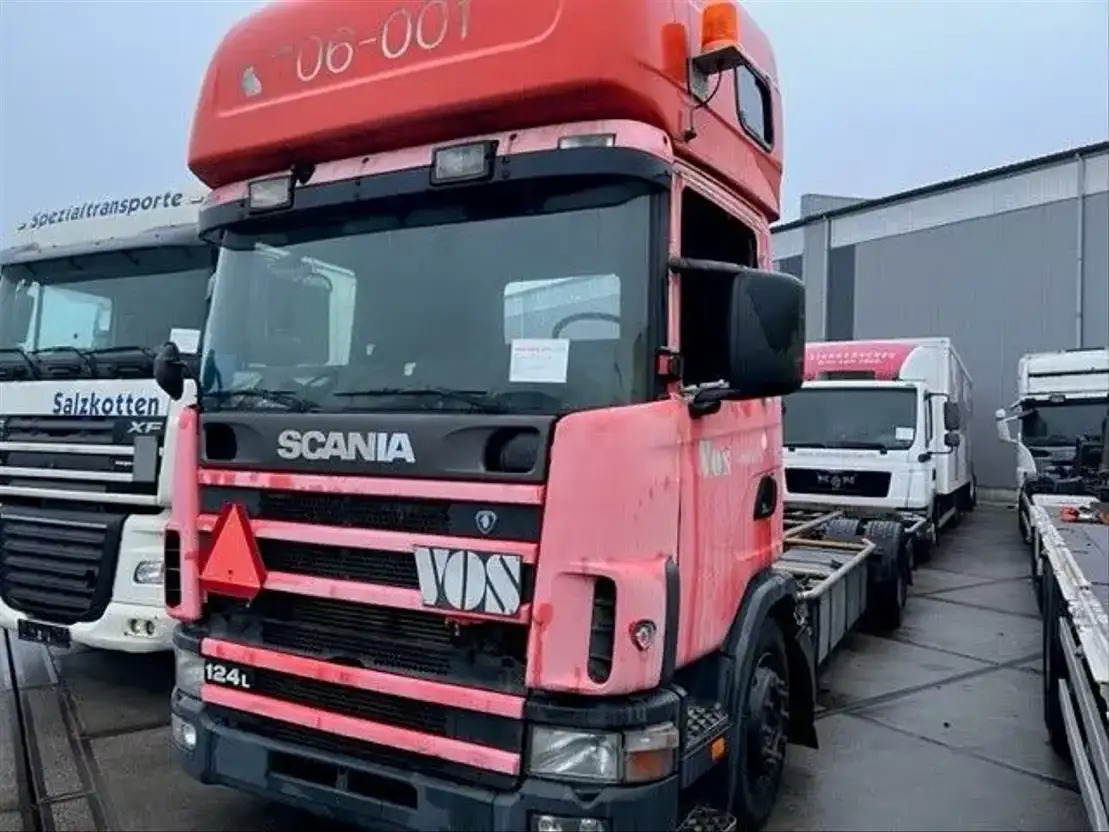 Scania R124-360 .360 6x2 - Podvozek s kabinou: obrázek 1 Scania R124-360 .360 6x2 - Podvozek s kabinou: obrázek 1