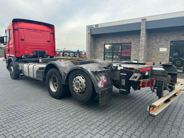 Scania R124-420 .420 6x2 - Podvozek s kabinou: obrázek 4 Scania R124-420 .420 6x2 - Podvozek s kabinou: obrázek 4