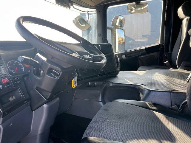 Scania P380 - Tahač: obrázek 5 Scania P380 - Tahač: obrázek 5