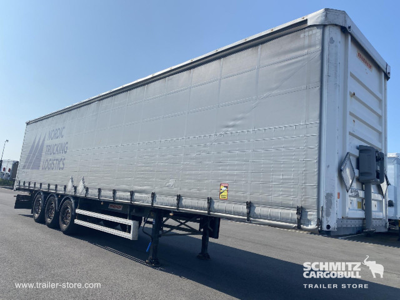 FRUEHAUF Curtainsider Standard Taillift - Plachtový návěs: obrázek 1 FRUEHAUF Curtainsider Standard Taillift - Plachtový návěs: obrázek 1