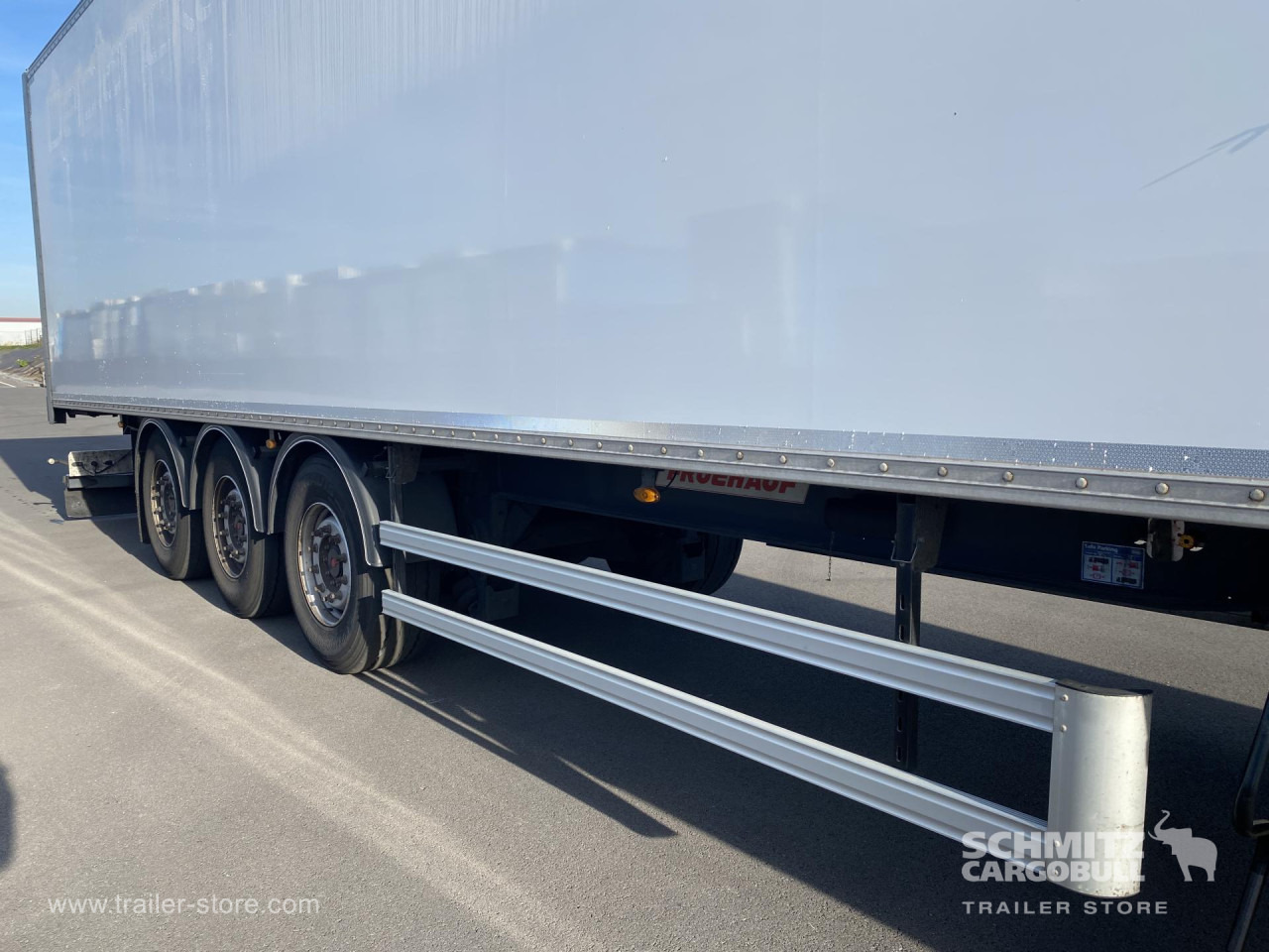 FRUEHAUF Dryfreight Standard Roller shutter door - Skříňový návěs: obrázek 5 FRUEHAUF Dryfreight Standard Roller shutter door - Skříňový návěs: obrázek 5