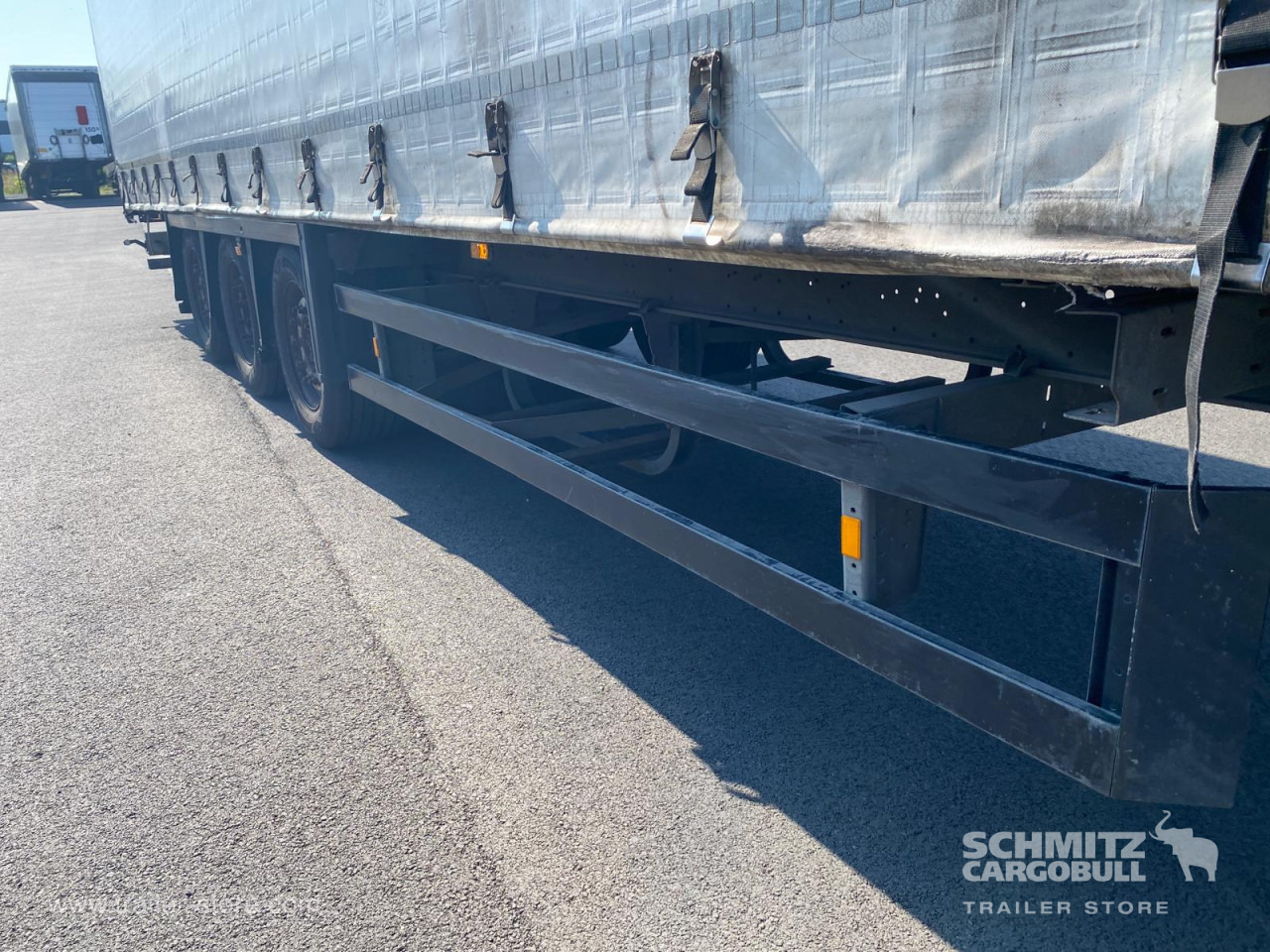 SCHMITZ Curtainsider Mega - Plachtový návěs: obrázek 3 SCHMITZ Curtainsider Mega - Plachtový návěs: obrázek 3