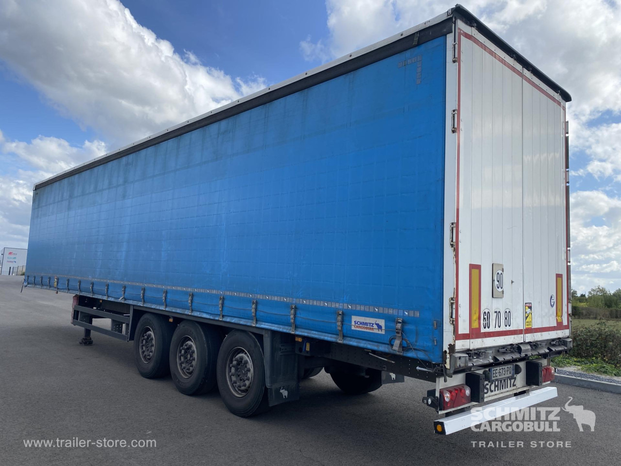 SCHMITZ Curtainsider Standard - Plachtový návěs: obrázek 4 SCHMITZ Curtainsider Standard - Plachtový návěs: obrázek 4