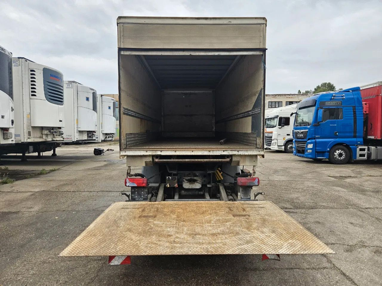 MAN TGA 26.400 BDF Tail Lift Euro5, New Smart2 Tacho - Kontejnérový podvozek/ Výměnná nástavba: obrázek 5 MAN TGA 26.400 BDF Tail Lift Euro5, New Smart2 Tacho - Kontejnérový podvozek/ Výměnná nástavba: obrázek 5