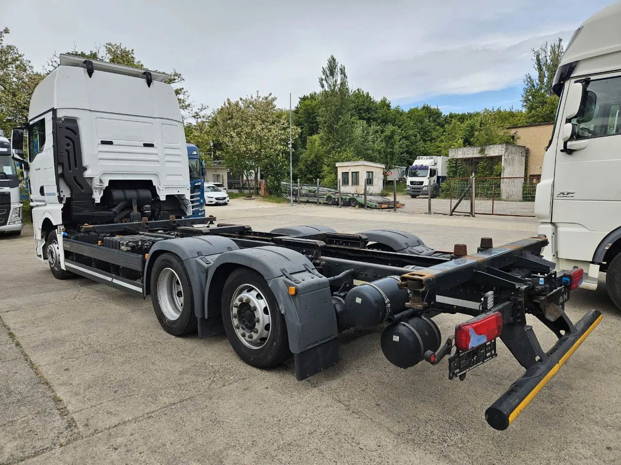 MAN TGX 26.470 XXL BDF 6x2 2 units, NAVI, Lift Axle - Kontejnérový podvozek/ Výměnná nástavba: obrázek 5 MAN TGX 26.470 XXL BDF 6x2 2 units, NAVI, Lift Axle - Kontejnérový podvozek/ Výměnná nástavba: obrázek 5