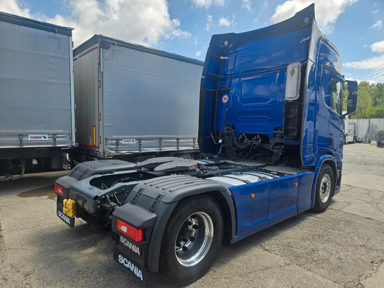 Scania R410 Standard - Full Spoiler - Retarder - Alloy - Tahač: obrázek 3 Scania R410 Standard - Full Spoiler - Retarder - Alloy - Tahač: obrázek 3