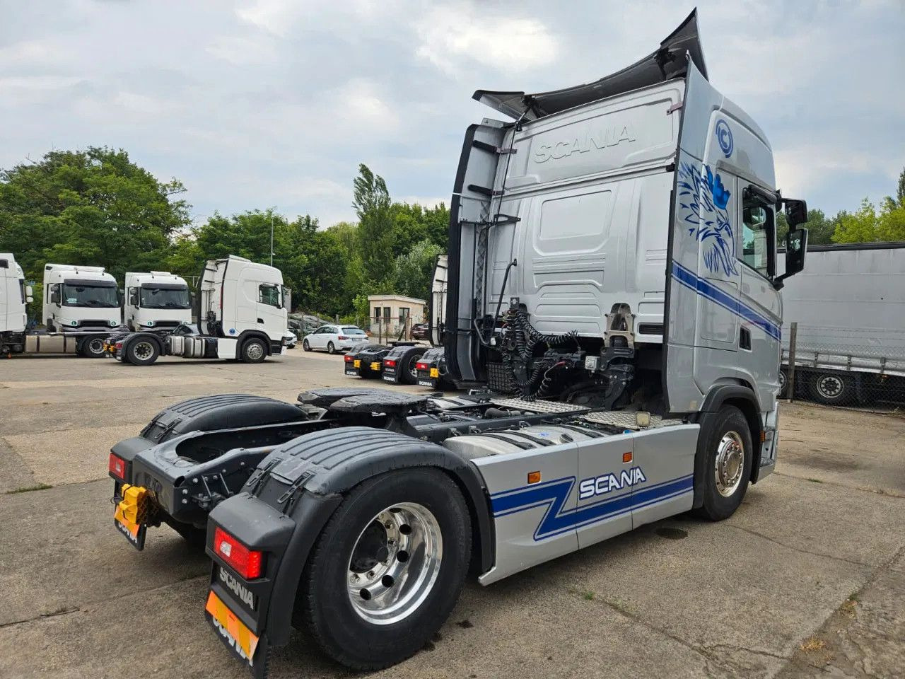 Scania S500 Standard-Digital Display-Navi-Alloy W-Retar - Tahač: obrázek 4 Scania S500 Standard-Digital Display-Navi-Alloy W-Retar - Tahač: obrázek 4