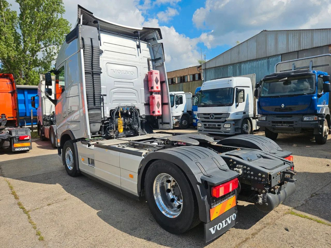 Volvo FH 500 Globe-Standard-Alloy W-ACC-DAS - Tahač: obrázek 4 Volvo FH 500 Globe-Standard-Alloy W-ACC-DAS - Tahač: obrázek 4