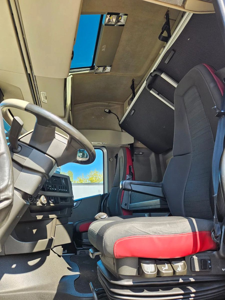 Volvo FH 500 Standard, I Park, ACC, DAS-1 Unit - Tahač: obrázek 5 Volvo FH 500 Standard, I Park, ACC, DAS-1 Unit - Tahač: obrázek 5