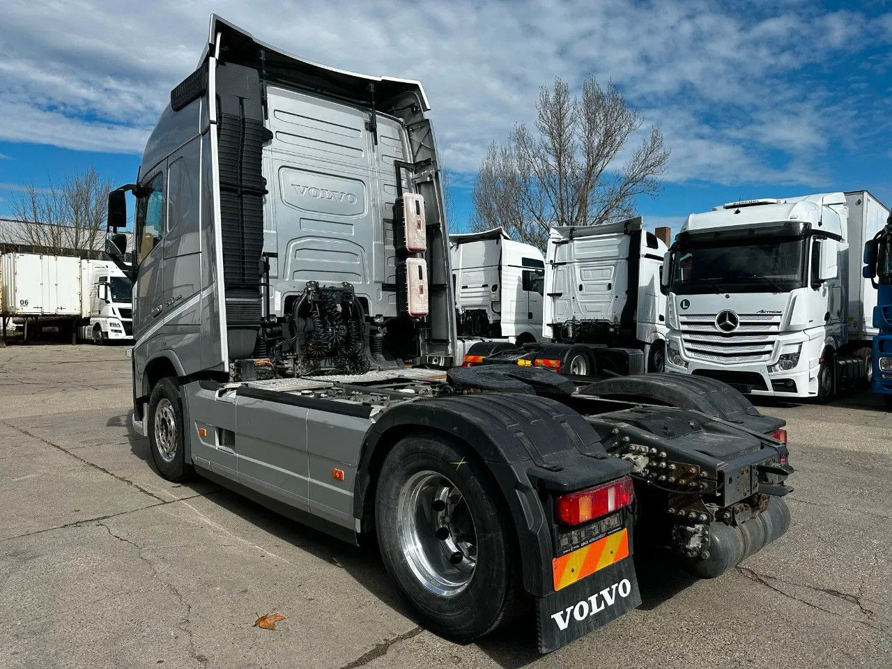 Volvo FH 500 Standard, I Park, ACC, DAS-1 Unit - Tahač: obrázek 4 Volvo FH 500 Standard, I Park, ACC, DAS-1 Unit - Tahač: obrázek 4