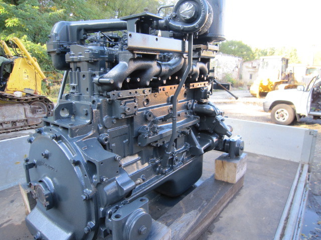 Komatsu Motor Typ S6D 125 E-2 für D65PX/ EX - Motor pro Buldozer: obrázek 3 Komatsu Motor Typ S6D 125 E-2 für D65PX/ EX - Motor pro Buldozer: obrázek 3