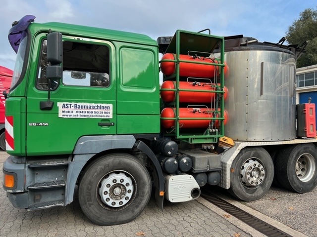 LKW MAN Asphaltkocher Bitumen Mastic mit Isolierung 26.414 - Technika pro ukládaní asfaltu: obrázek 5 LKW MAN Asphaltkocher Bitumen Mastic mit Isolierung 26.414 - Technika pro ukládaní asfaltu: obrázek 5