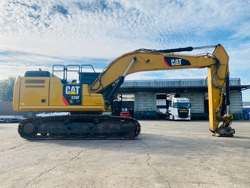 CAT 330 fln - Pásové rýpadlo: obrázek 2 CAT 330 fln - Pásové rýpadlo: obrázek 2