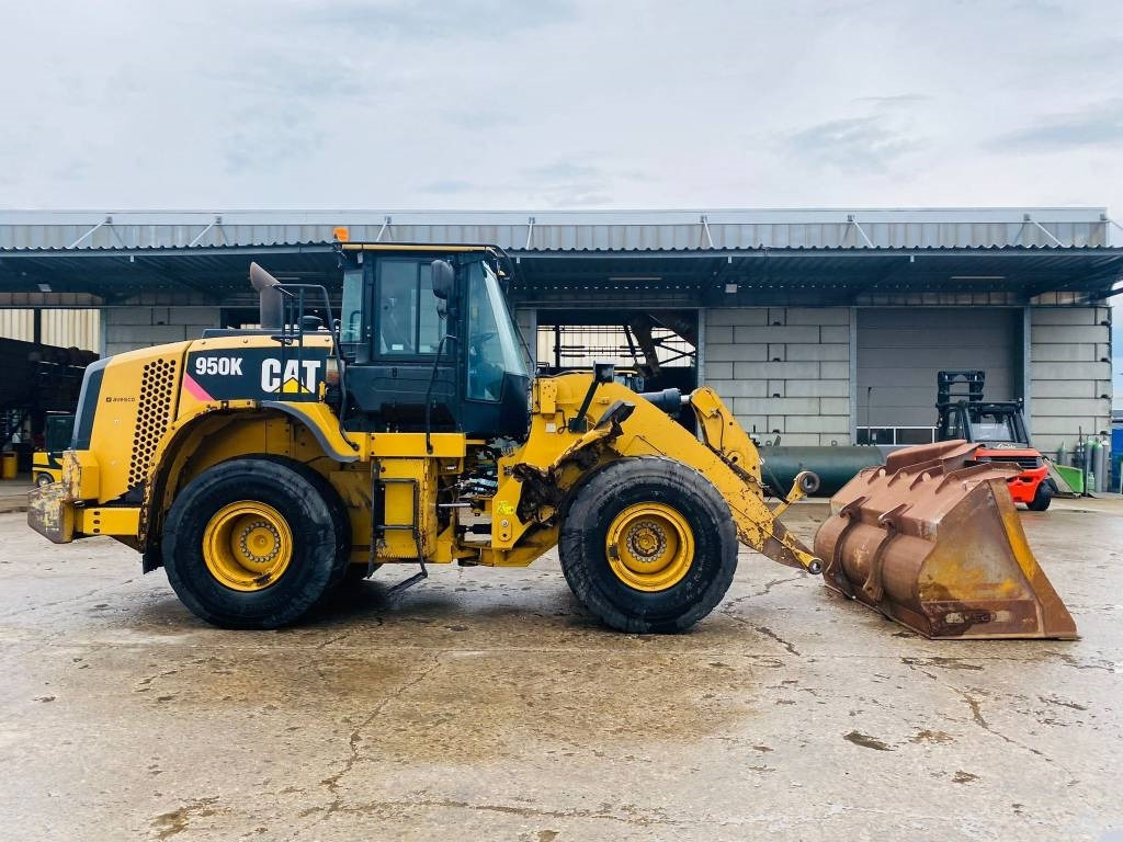 CAT 950 K - Kolový nakladač: obrázek 2 CAT 950 K - Kolový nakladač: obrázek 2