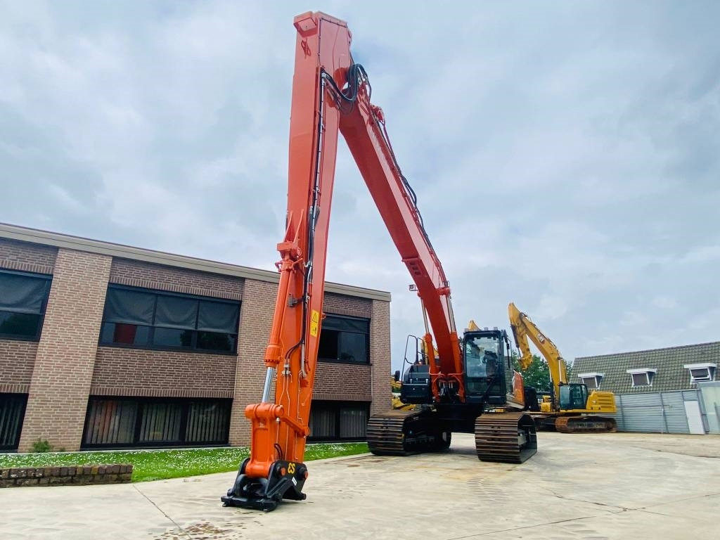 Hitachi ZX 300lc-7 - Rýpadlo: obrázek 3 Hitachi ZX 300lc-7 - Rýpadlo: obrázek 3