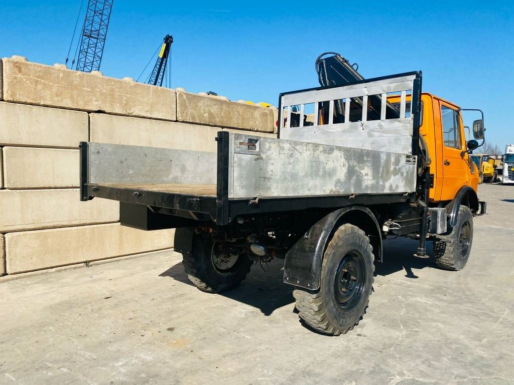 Auto s hydraulickou rukou Mercedes-Benz u1000: obrázek 7