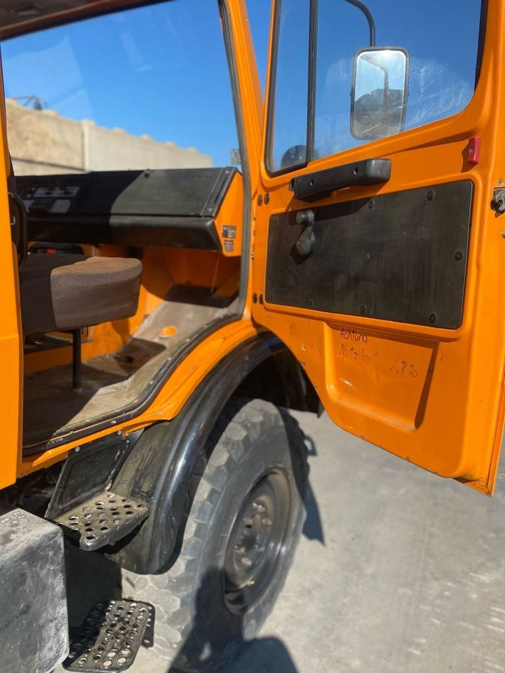 Auto s hydraulickou rukou Mercedes-Benz u1000: obrázek 11