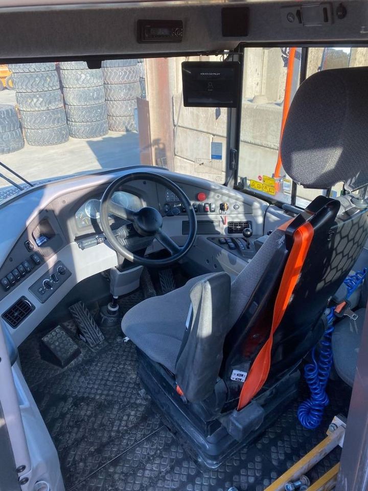 Kloubový sklápěč Volvo A 60 H: obrázek 13