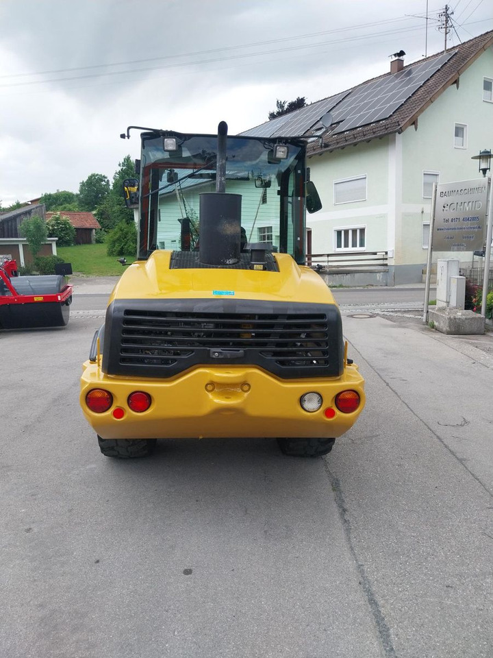 CAT 906H - Kolový nakladač: obrázek 4 CAT 906H - Kolový nakladač: obrázek 4