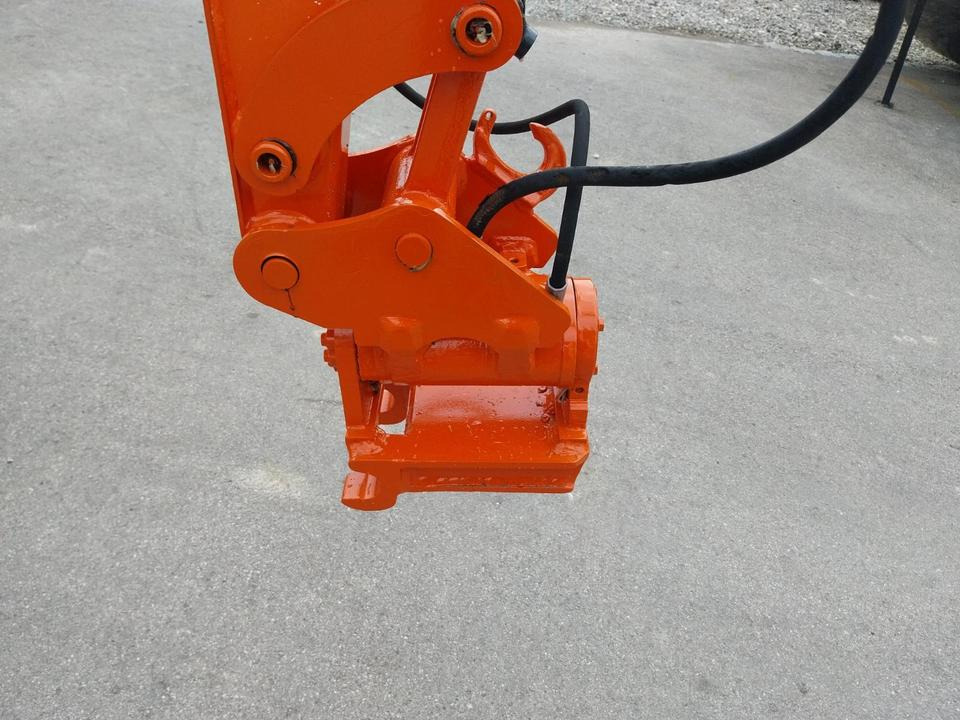 Minibagger Hitachi ZX 19 Powertilt Bagger Kettenbagger - Mini rýpadlo: obrázek 3 Minibagger Hitachi ZX 19 Powertilt Bagger Kettenbagger - Mini rýpadlo: obrázek 3