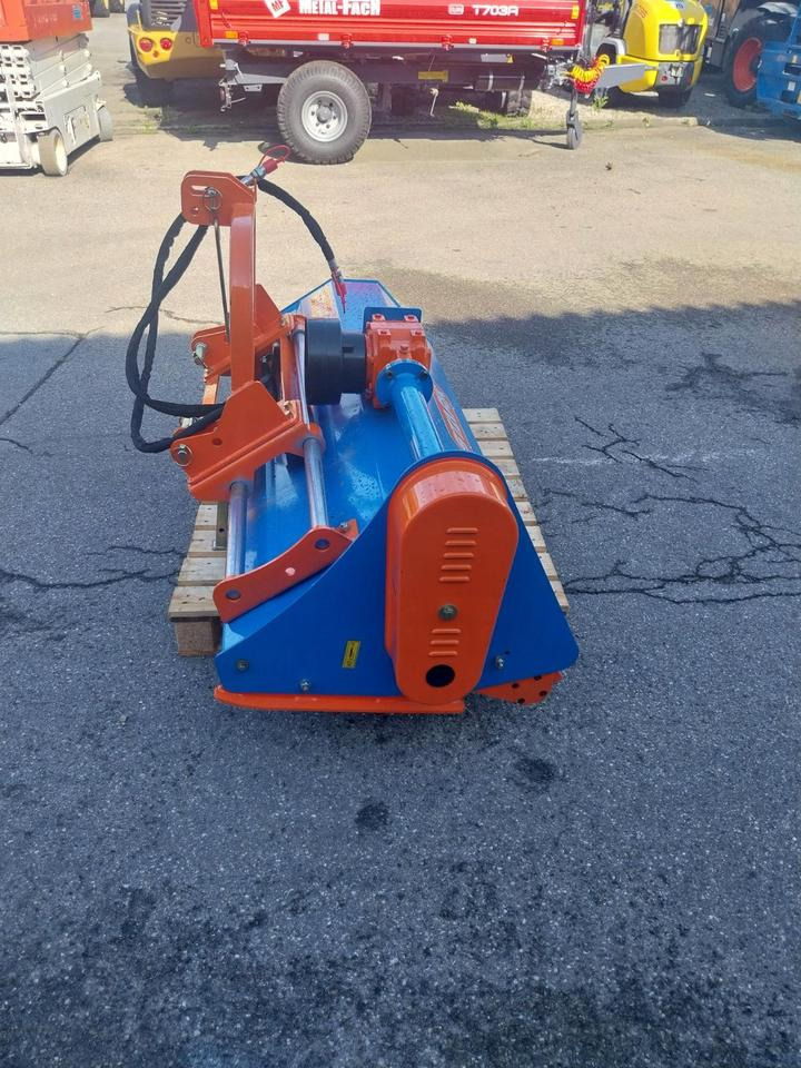 Mulcher Schlegelmulcher Stark KMH 175 hydr. Seitenverschub - Kladívkový mulčovač: obrázek 5 Mulcher Schlegelmulcher Stark KMH 175 hydr. Seitenverschub - Kladívkový mulčovač: obrázek 5