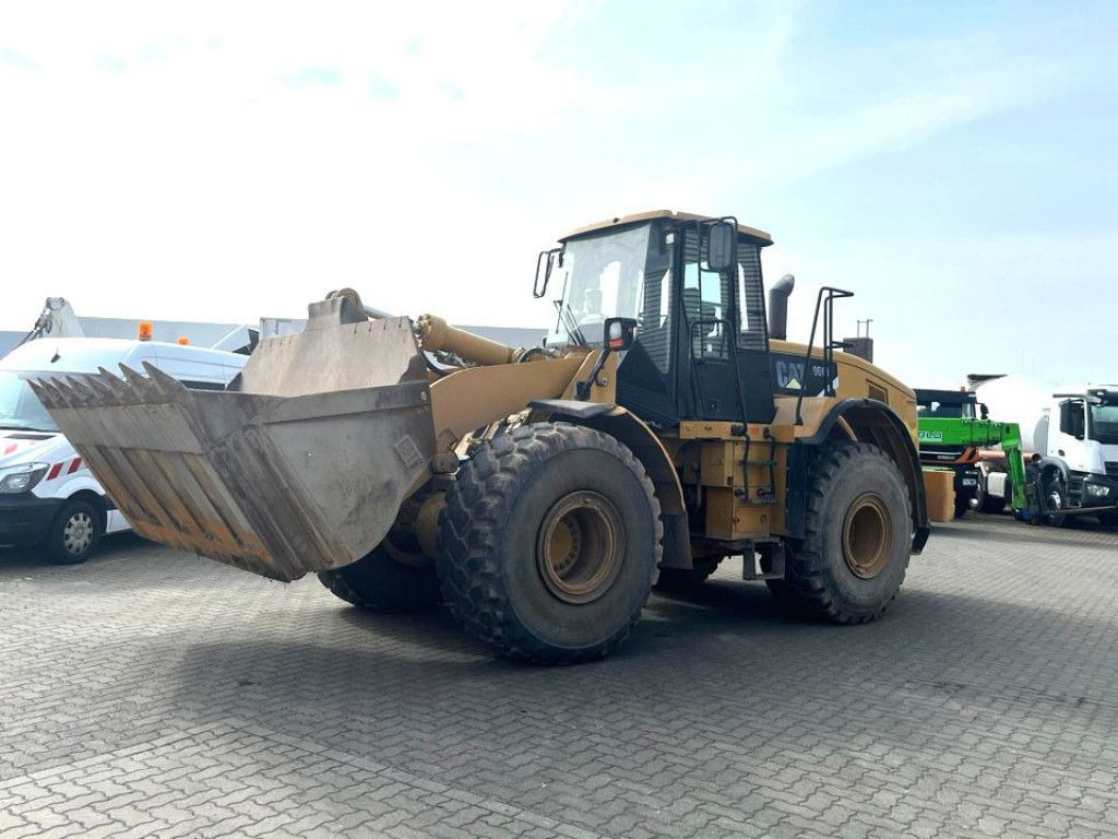 Kolový nakladač CAT Radlader 966 H Radlader: obrázek 1