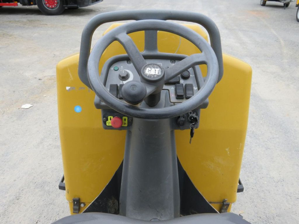CAT Tandem-Vibrationswalze CB14 B Baumaschine - Válec: obrázek 3 CAT Tandem-Vibrationswalze CB14 B Baumaschine - Válec: obrázek 3