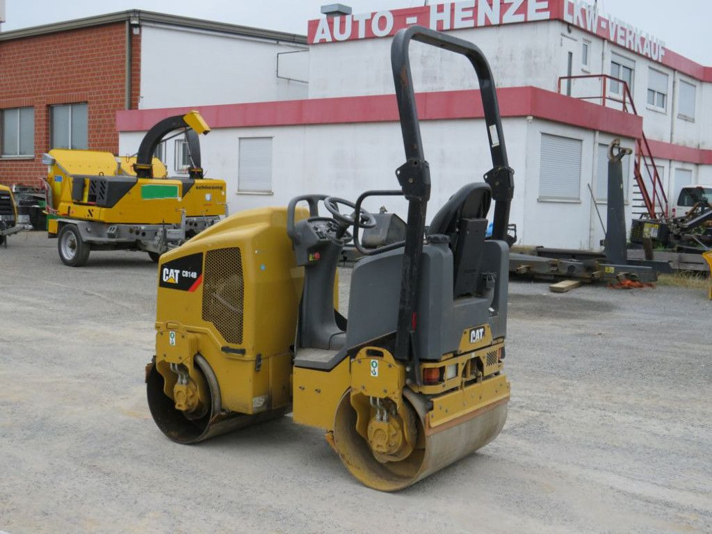 CAT Tandem-Vibrationswalze CB14 B Baumaschine - Válec: obrázek 5 CAT Tandem-Vibrationswalze CB14 B Baumaschine - Válec: obrázek 5